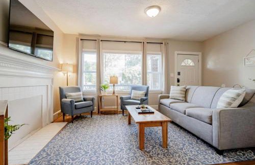 Columbia Casa | Mins to USC, Hospital, Zoo! Columbia Duet- 2 Units