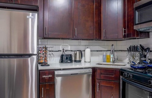 Wood-Ridge Apartamento | ★Mint 2 Bd Apt | 10 min to American Dream Mall | Near NYC & EWR Airport★