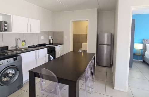 Greater Johannesburg Metropolitan Area Apartamento | MINT Express Sandton View