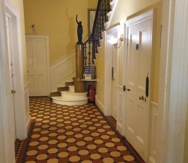 Newington Casa | Minto House