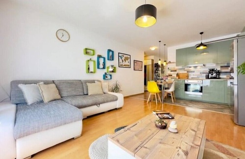 Jozsefvaros Apartamento | Minutes away from the city center !