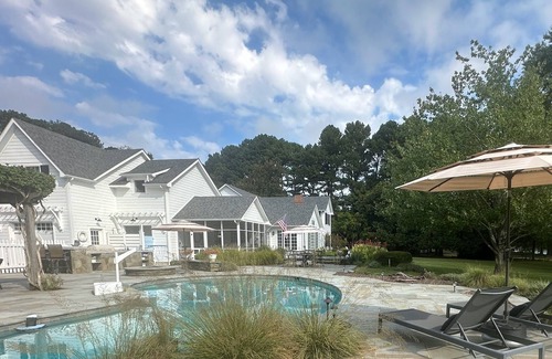 Easton Casa | Minutes from Downtown St. Michaels | Pool | Outdoor Kitchen | Private Dock | Hot