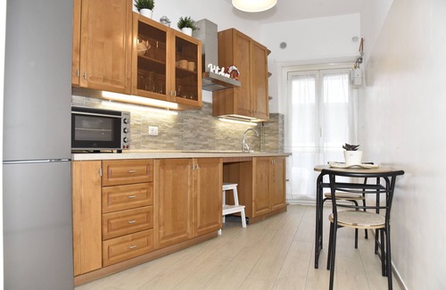 Zona XV Torre Maura Apartamento | Minutes from downtown with the subway only 20 m from the house.