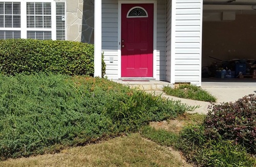 Fairburn Casa | Minutes from I-85, Mass Trans, Airport, & ATL, WiFi work area, yard, washer/dry