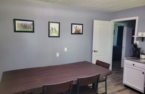 Russell Springs Casa | Minutes from Lake Cumberland! Peaceful house in the country. Family friendly!