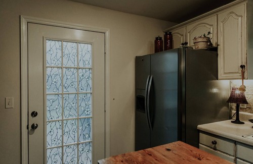 Morganton Cabaña | Minutes from lake, trails, and town!