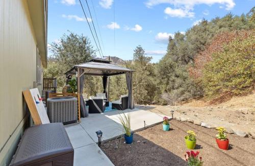 Three Rivers Casa | Minutes from Sequoia Entrance