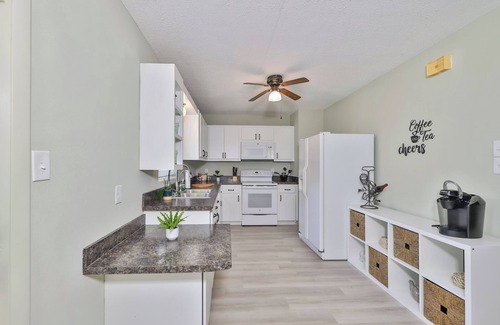 Bearss Plaza Casa | Minutes from Tampa Bay's Notable Places!