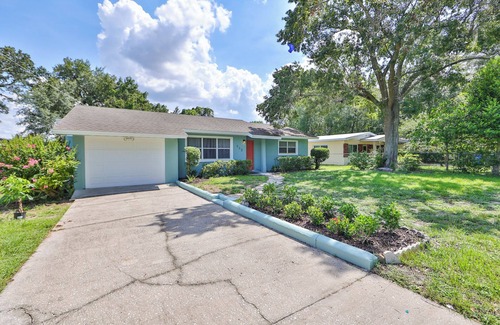 Bearss Plaza Casa | Minutes from Tampa Bay's Notable Places!