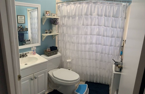 Central Naples Casa | Minutes from the beach, shopping and dining! Location, location, location!
