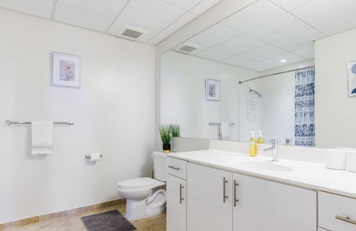 Bergen Condominio | Minutes to NYC 1BD/BA Panoramic Views of NYC