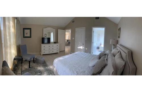 Pharr Casa | Minutes to Shopping, Dining and Fun Family Stay - Sleeps 6