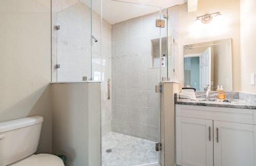 Bearss Plaza Casa | Minutes to USF and Advent Health