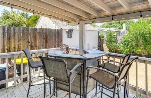 Stockton Casa | Miracle Mile Stay Classic Stockton Home with Yard!