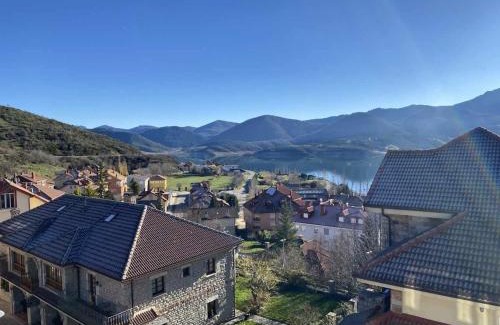 Riano Apartamento | Mirador Solasierra vistas a la montaña y pantano
