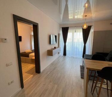 Constanta Apartamento | Mirage Sea Breeze Apartment