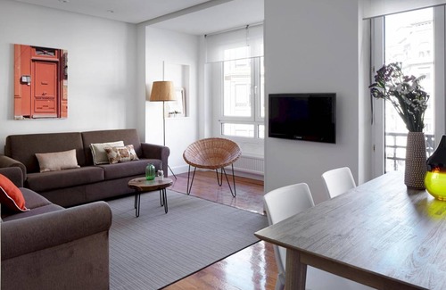 Gros Apartamento | Mirakruz H by FeelFree Rentals