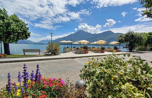 Consiglio di Rumo Apartamento | Miralago Attico Top Floor Holiday Apartment with Pool