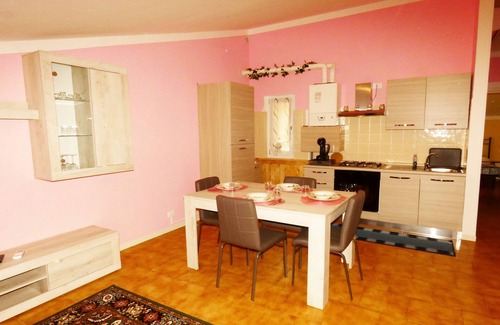 Polpenazze del Garda Casa | Miralago Apartment. Wonderful two-room apartment with lake view and parking.
