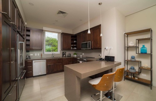 Herradura Apartamento | Miramar 6A 3 Bedr 3 Bath Ocean View
