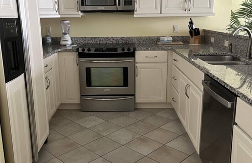Ocean City Hotel | Miramar Condominiums