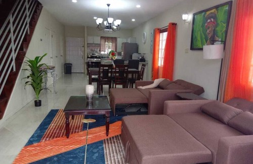 IronShore Estates Casa | MIRANDO PLACE 4X 2 BD 2 BA TWNHSE + 4X 1 BD 1 BA APRTMNT.GYM+POOL+HOTTUB..50 PPL