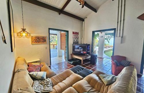 Ubatuba Casa | Mirante do Leo - Casa com Piscina Aquecida e Loft Exclusivo com Vista para o Mar