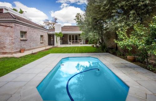 Oudtshoorn Villa | Mirari