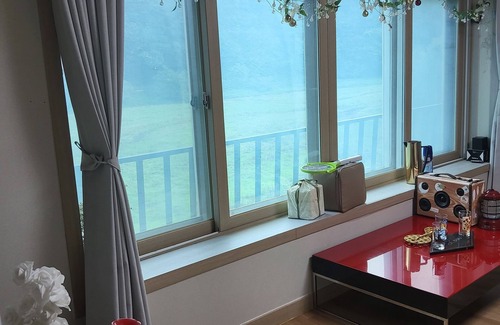 Anseong Casa | Mirinae Lakeside Marine Villa