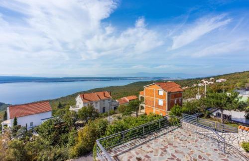 Klanfari Apartamento | MIRJANA JELICIC
