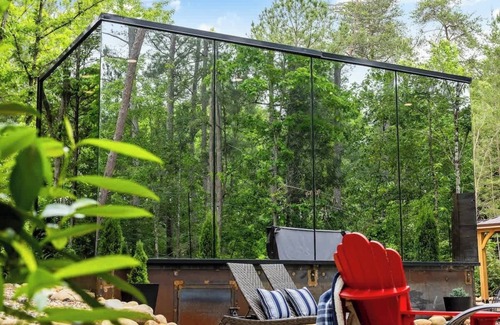 Caton Cabina | Mirror Cabin-Private-Hot Tub-FirePit-Luxury