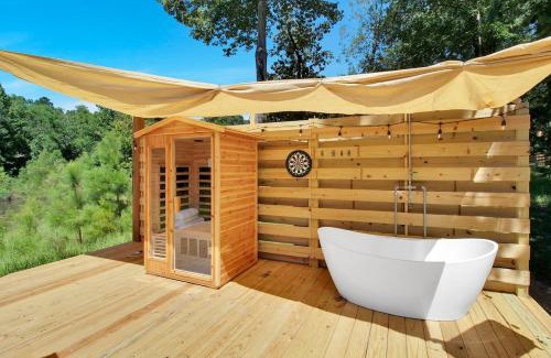 Coldspring Casa | Mirror Cabin & Sauna In A Forest