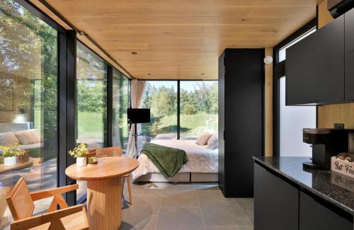 Coldspring Casa | Mirror Cabin & Sauna In A Forest