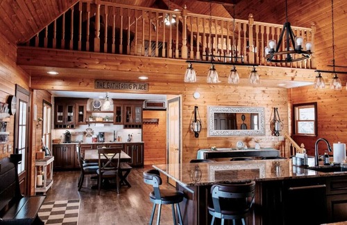 Guilford Casa | Mirror Lake - Rare private lake!