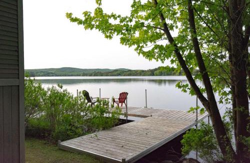 Dudswell Chalet De Esquí | Mirror Lakefront and SPA - A Fleur D'eau