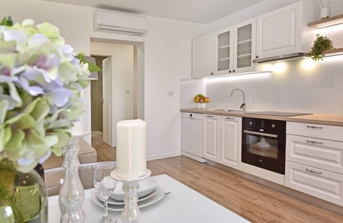Labinci Apartamento | Apartamento Mirta (KST148) en Porec/Kastelir - 6 personas, 2 dormitorios