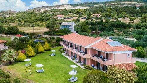Minia Apartamento | Mirtia Studios