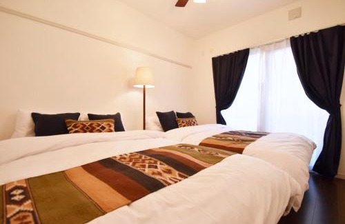 Onna Apartamento | Mishuku Onna302