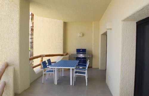 Cabo Bello Condominio | Misiones del Cabo 4206. 1BR Completely Remodeled Ocean View Condo!