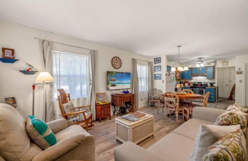 Cedar Key Casa | Miss Helens - Classic cottage