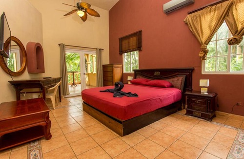 Big Creek Villa | Mission Villa in Bocas del Toro Jungle, Beach