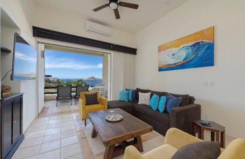 Buenos Aires Sur Apartamento | Missiones del Cabo Newly renovated lock off Condo