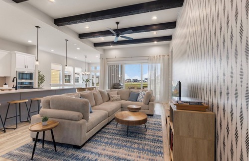 French Quarter Casa | Mist & Bloom' Lakefront Retreat-Gameroom, SUP's