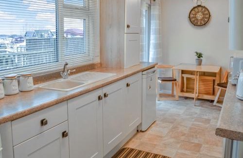 Horning Casa | Mistlethrush