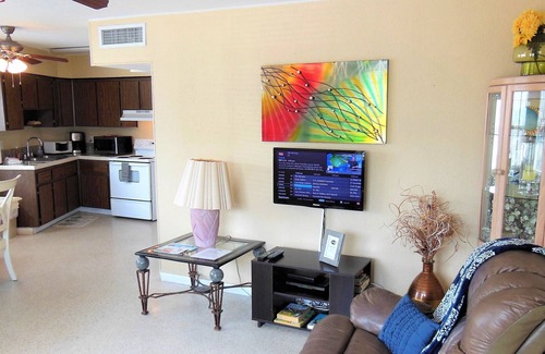 Redington Beach Apartamento | Misty Isles Vacation Rentals by TechTravel