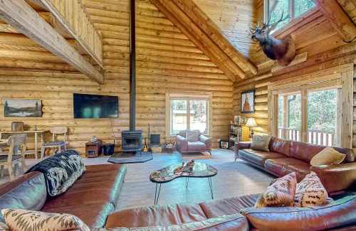 Tillamook Casa | Misty Mountain Lodge