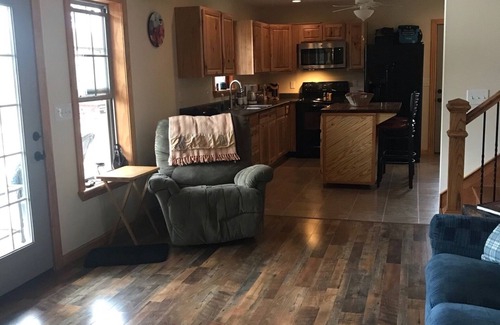 Davisville Casa | Misty Valley Hideaway on the scenic Courtois River