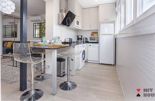Cotos Apartamento | MIT House Chamartin Terrace en Madrid