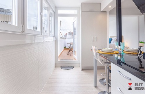 Cotos Apartamento | MIT House Chamartin Terrace en Madrid