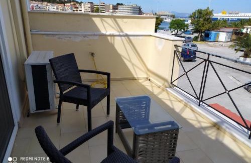 Lesvos Apartamento | Mitilene Harbour Watch